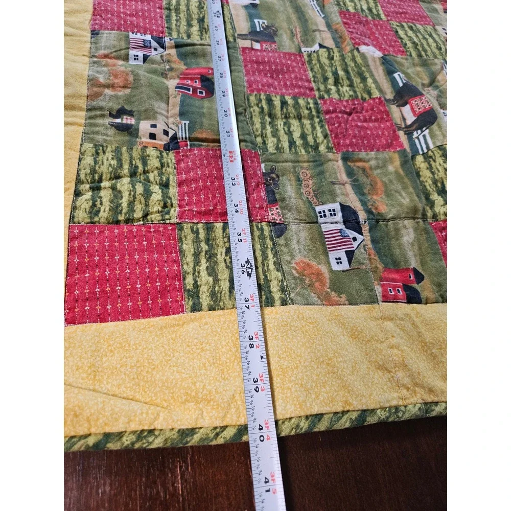 Farmhouse Patchwork Quilt 41x50 Multicolor Excellent Rustic Barn